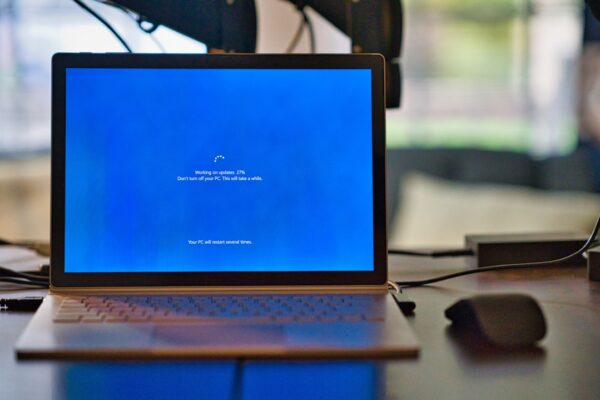 How IronFX Handles Withdrawals: Fees, Timelines, and What to Expect