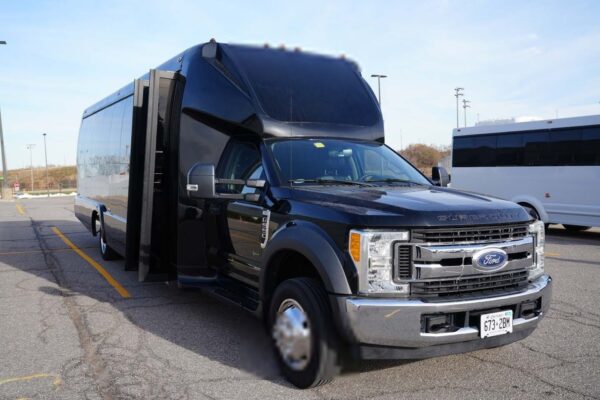 Toronto Limo Service: The Complete Guide to Luxury Transportation in Toronto